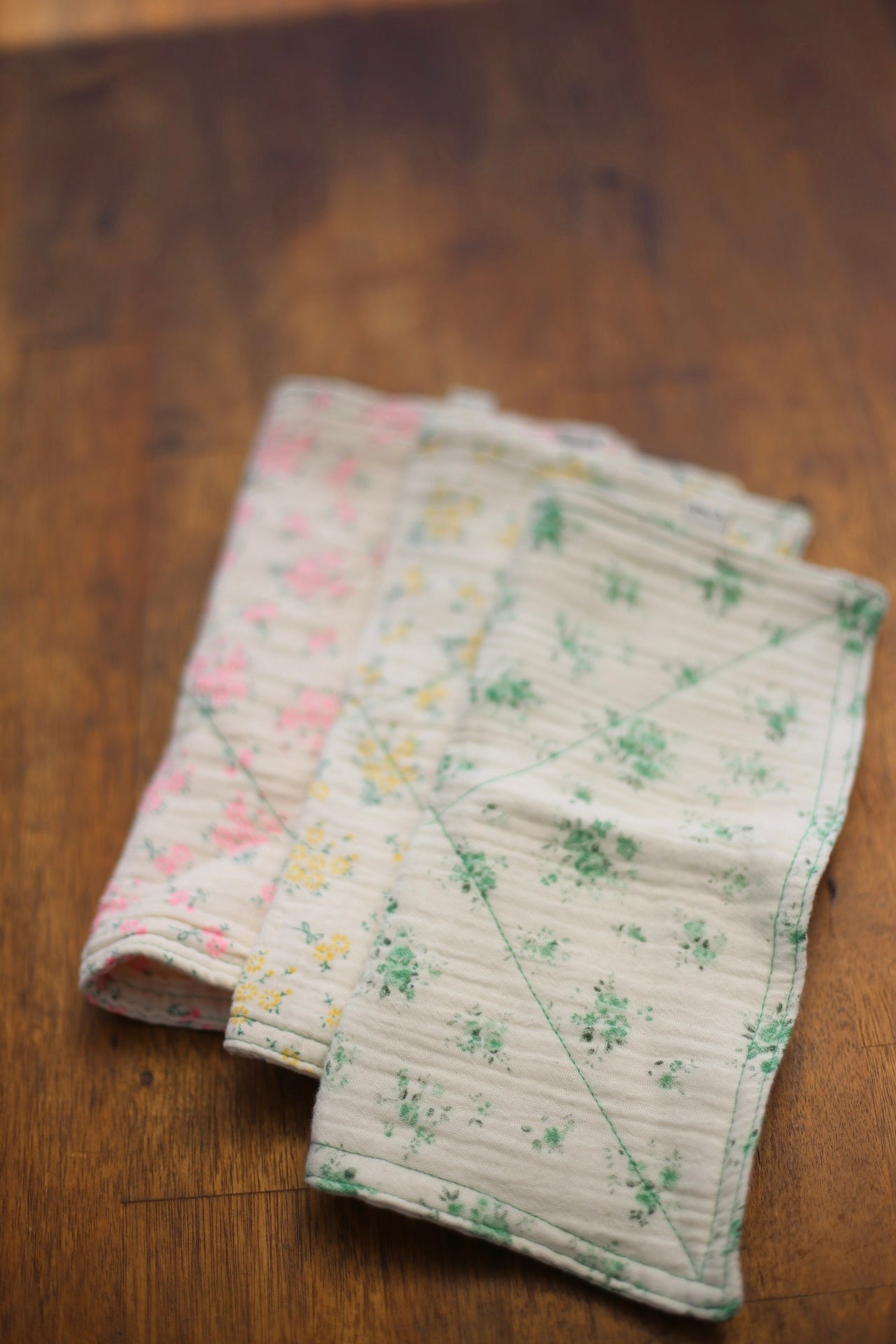 Vintage wild flowers dishcloth